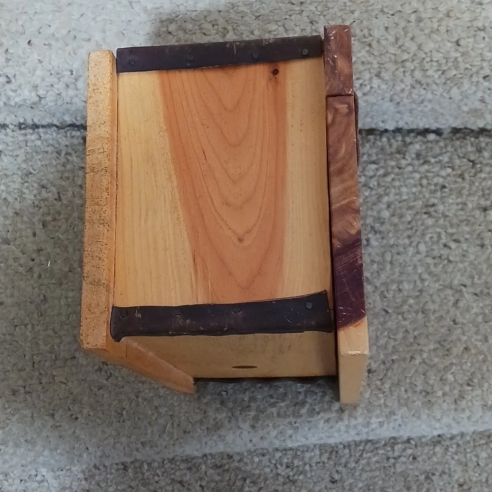 Vintage Handcrafted Small Jewelry Box/Chest